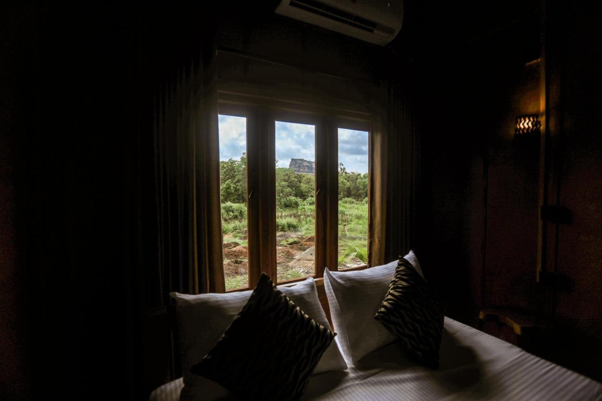Lion Wood Treehouse Villa Talkote Eksteriør billede