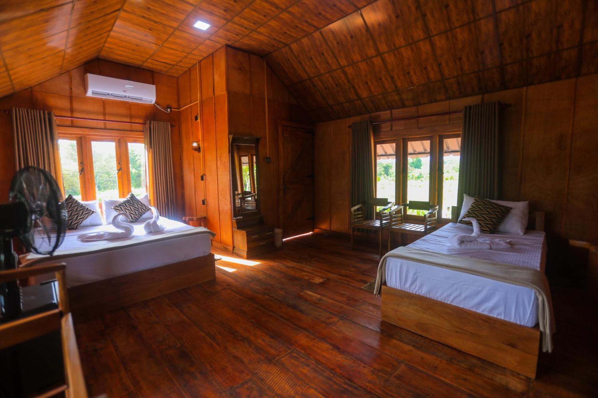 Lion Wood Treehouse Villa Talkote Eksteriør billede