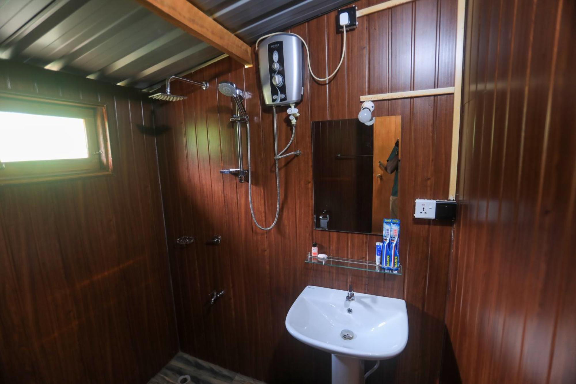 Lion Wood Treehouse Villa Talkote Eksteriør billede