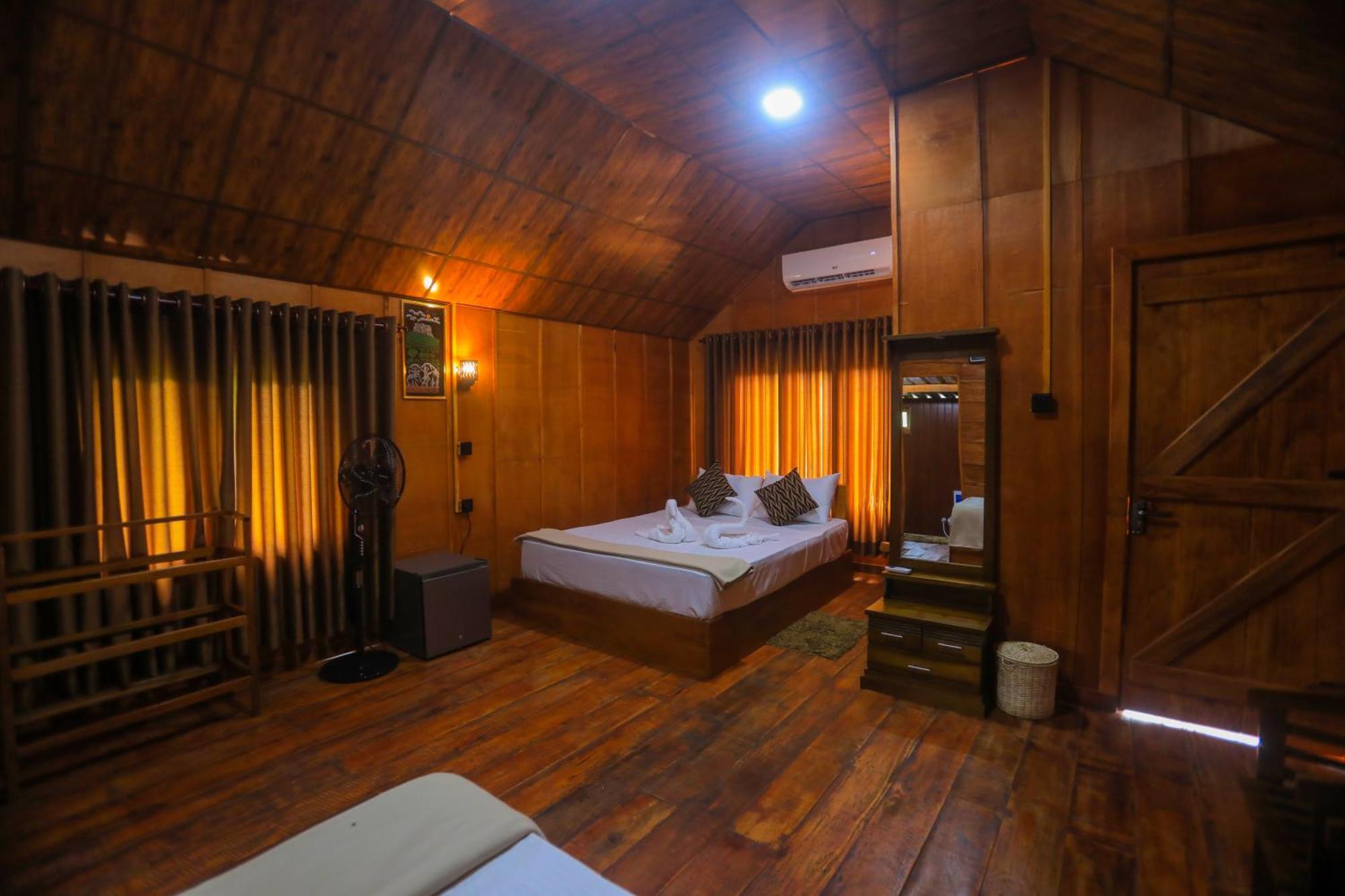 Lion Wood Treehouse Villa Talkote Eksteriør billede