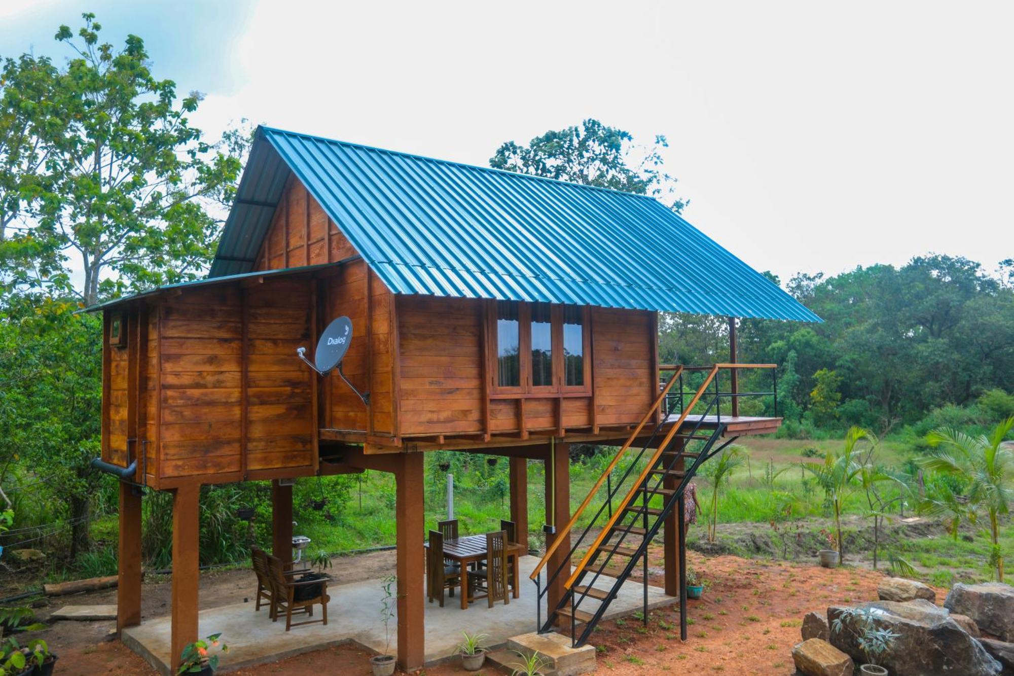 Lion Wood Treehouse Villa Talkote Eksteriør billede