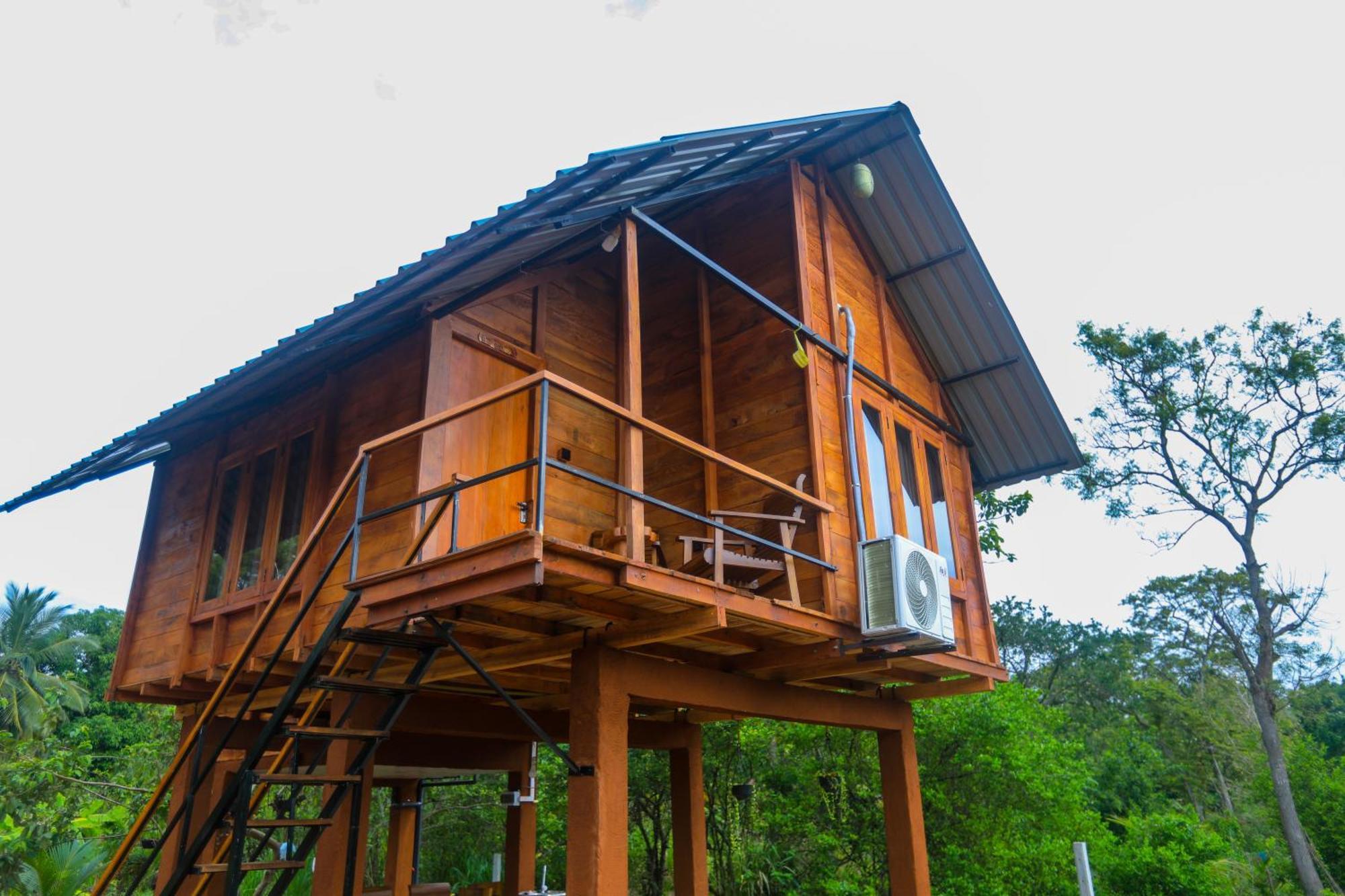 Lion Wood Treehouse Villa Talkote Eksteriør billede