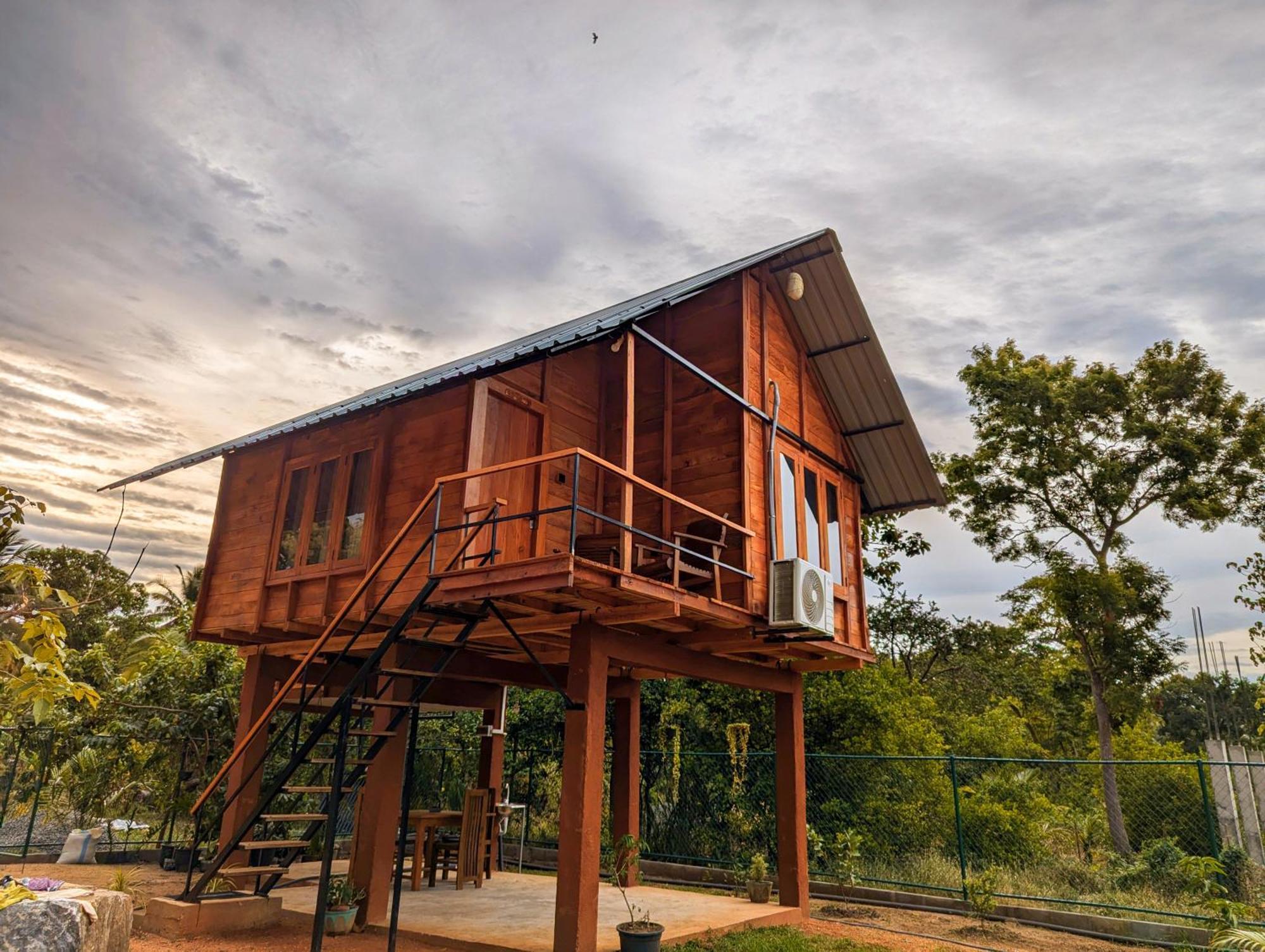 Lion Wood Treehouse Villa Talkote Eksteriør billede