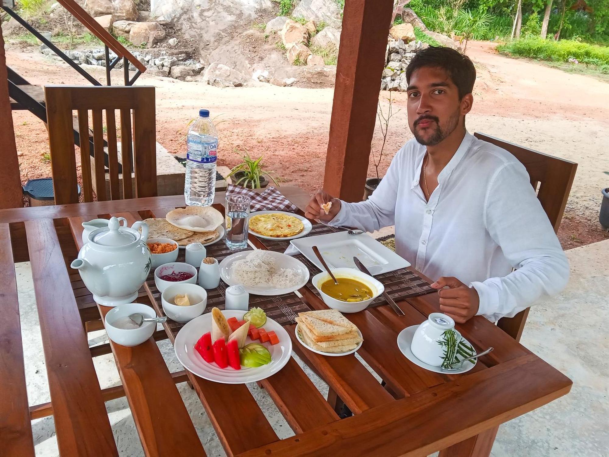 Lion Wood Treehouse Villa Talkote Eksteriør billede